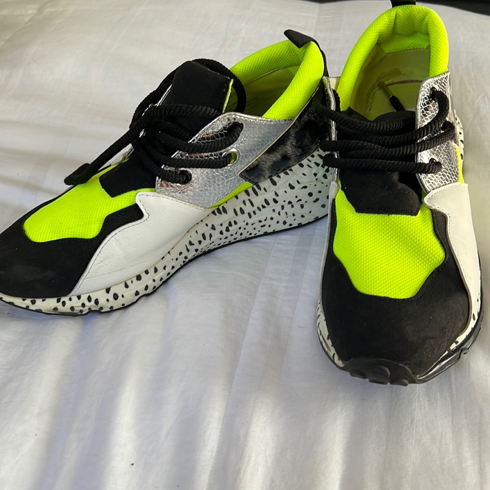 Steve Madden cliff sneakers